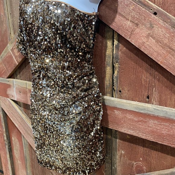 Brown Sequined Mini Dress One Shoulder Size 7 Medium Stretch Short Sleeve - Picture 4 of 13